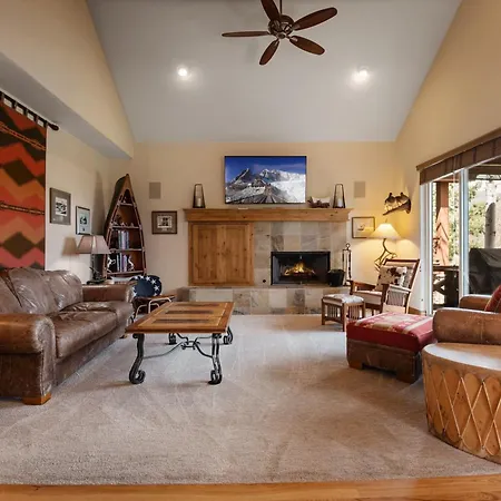 Midway 4 Bedroom 4,5 Bathroom Golf Course Luxury Turnberry 23 Home
